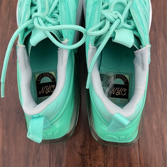 Nike air max NYC edition - Picture 2 of 3